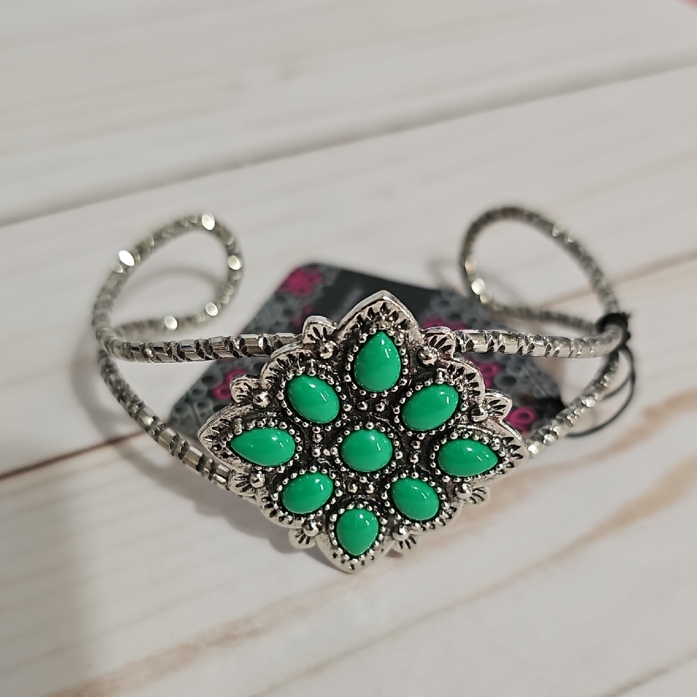 Silver and Green Floral Bracelet
